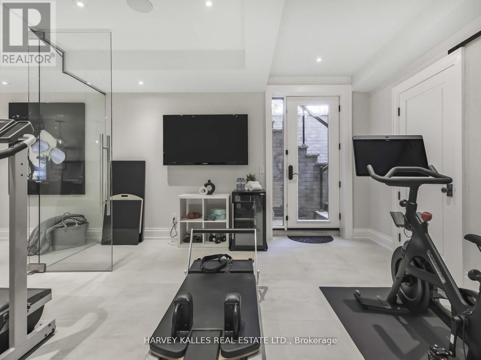 10 Malaren Road, Vaughan, Ontario  L6A 1E5 - Photo 43 - N12679650