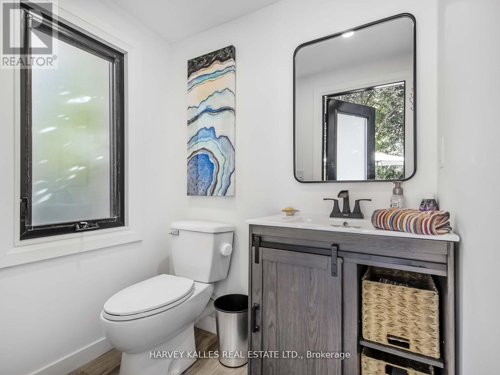 10 Malaren Road, Vaughan, Ontario  L6A 1E5 - Photo 44 - N12679650