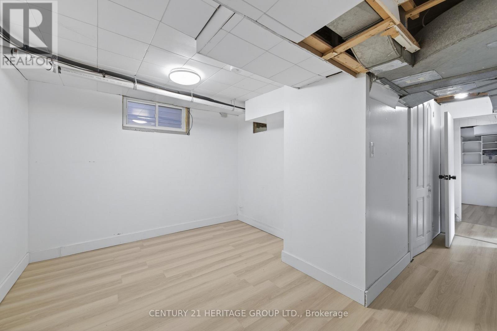 35 Argyle Avenue, Orillia, Ontario  L3V 2V5 - Photo 30 - S12377364