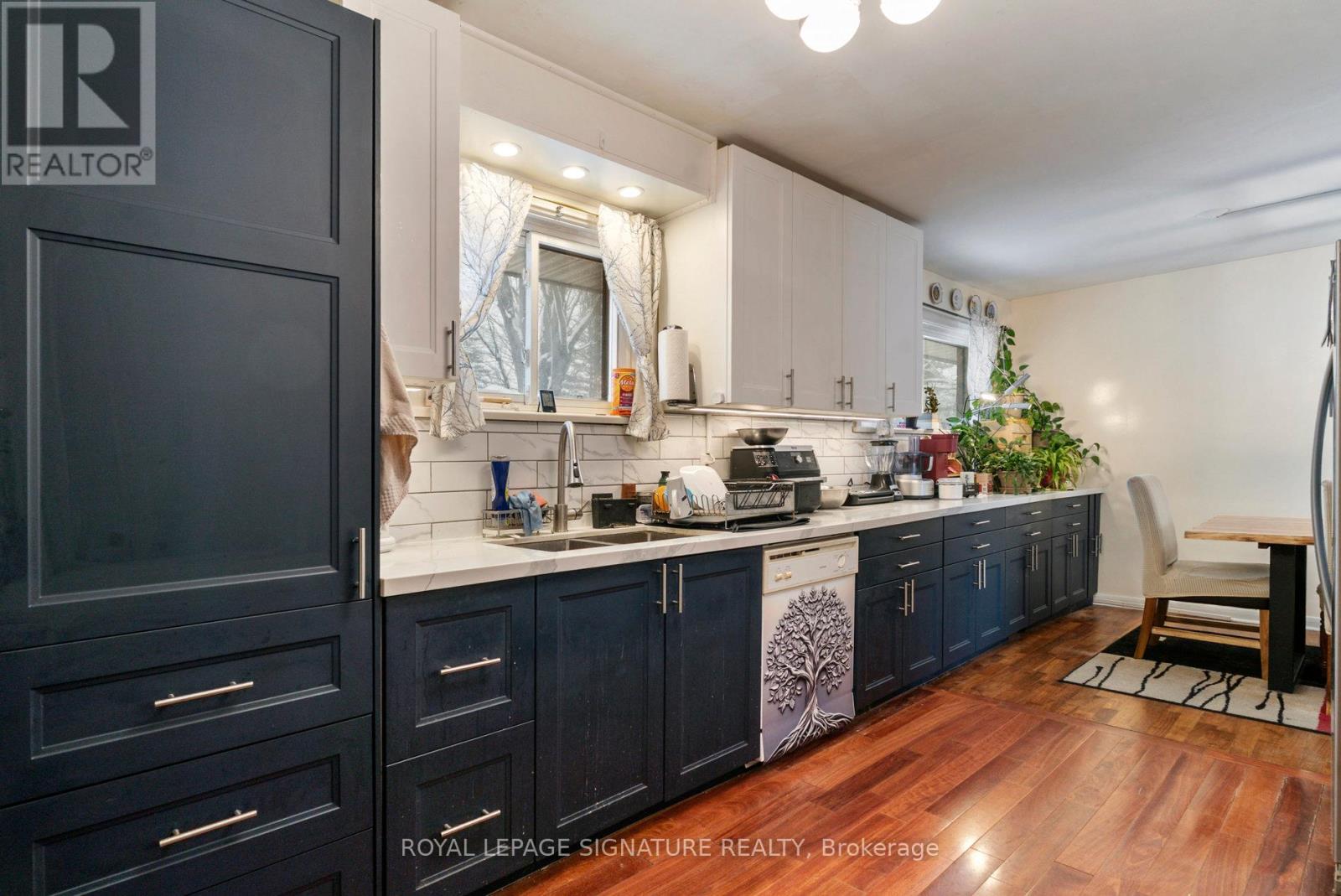 86 Fittons Road E, Orillia, Ontario  L3V 2J5 - Photo 10 - S12679552