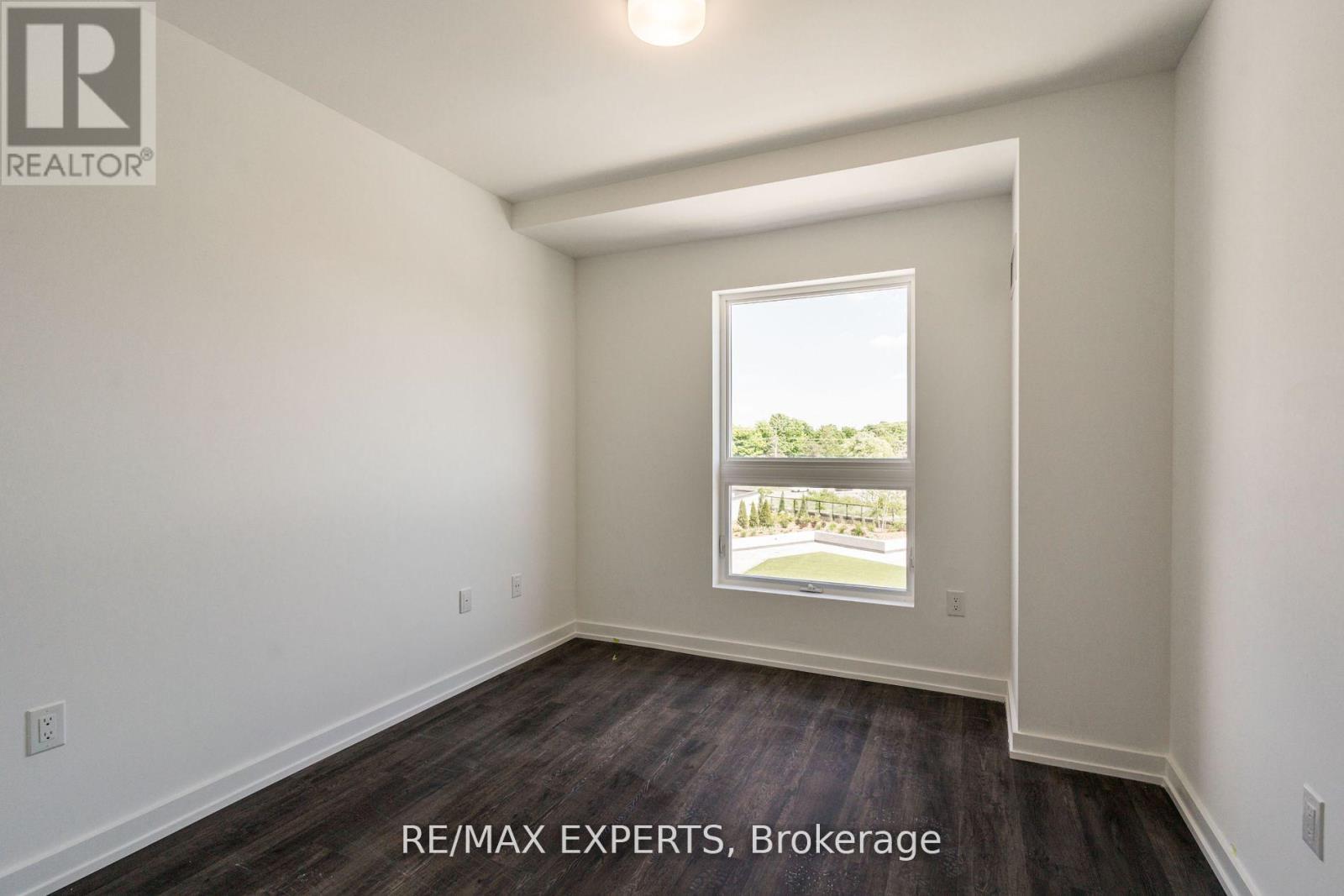 303 - 430 Essa Road, Barrie (Holly), Ontario  L9J 0M1 - Photo 19 - S12679600