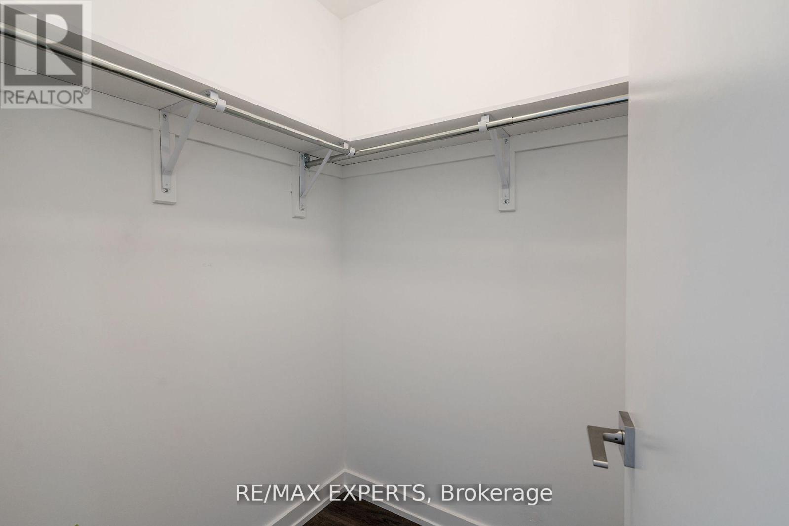 303 - 430 Essa Road, Barrie (Holly), Ontario  L9J 0M1 - Photo 23 - S12679600