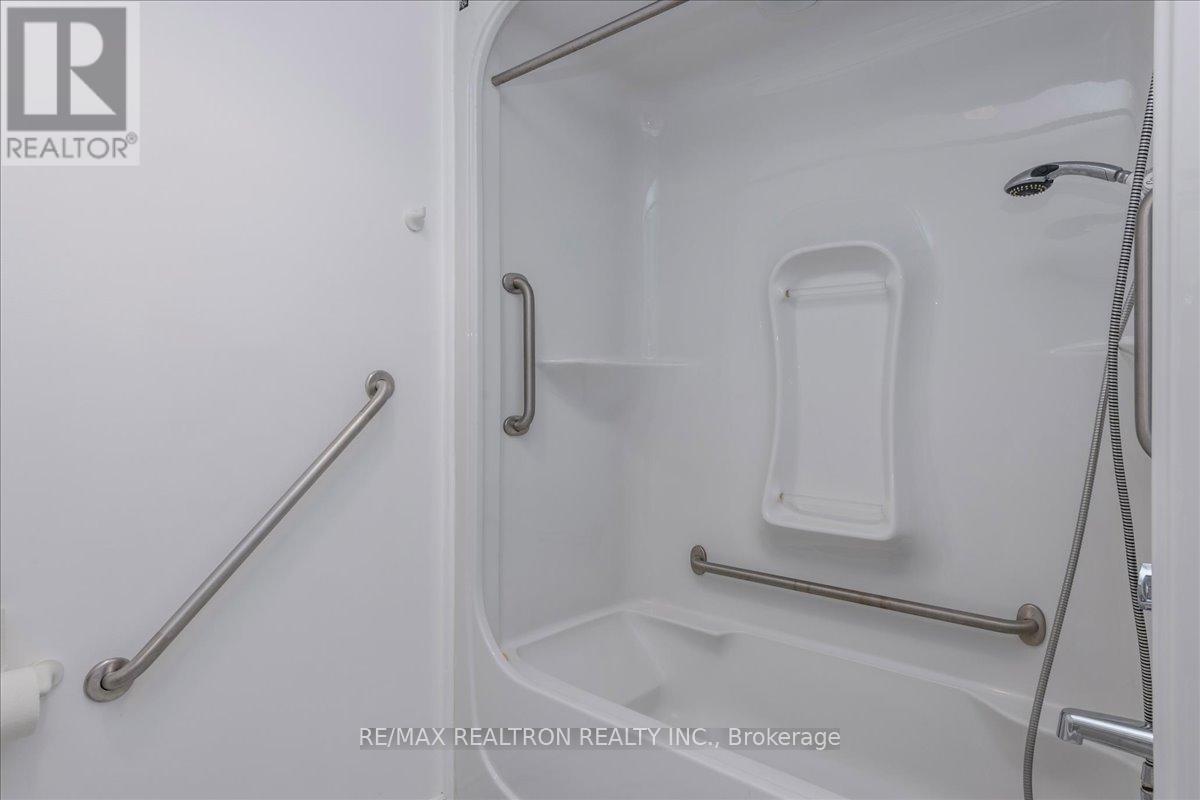 48 - 74 Ross Street, Barrie, Ontario  L4N 1G3 - Photo 18 - S12679628