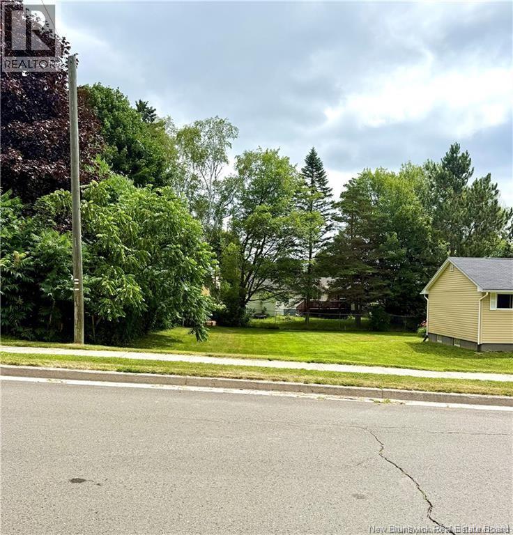 41 Floral Avenue, Fredericton, New Brunswick  E3A 1K8 - Photo 7 - NB131891
