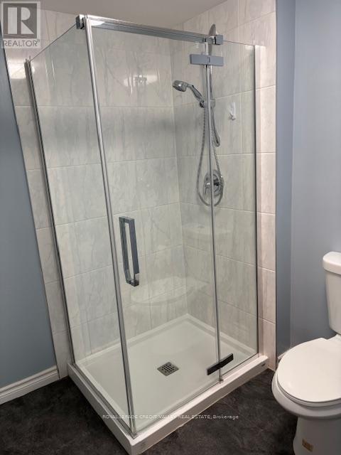 2502 Trident Avenue, Mississauga, Ontario  L5B 2L4 - Photo 13 - W12679530