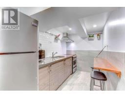 LOWER - 394 KANE AVENUE, Toronto, Ontario