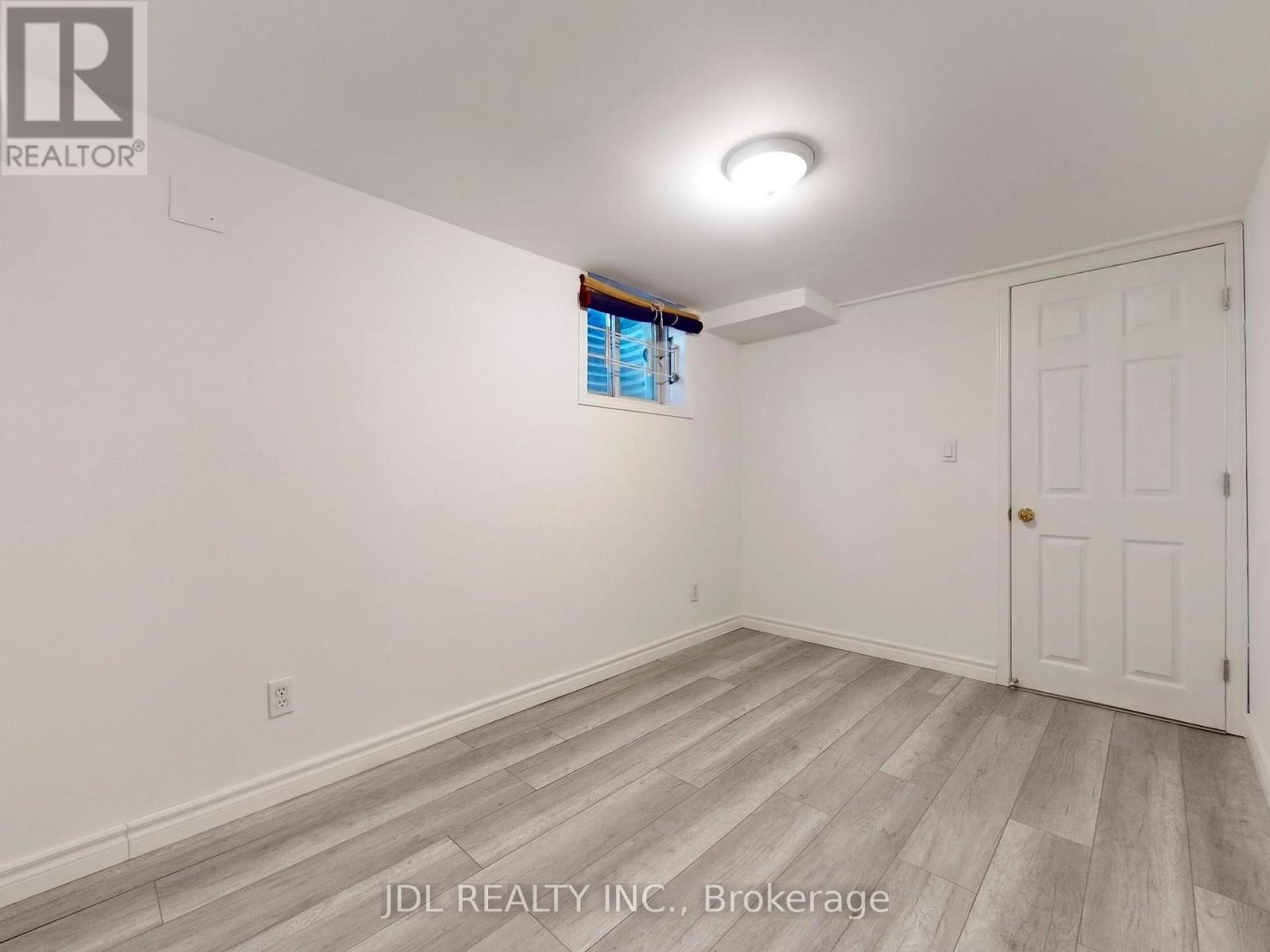 112 - 2205 South Millway, Mississauga, Ontario  L5L 3T2 - Photo 37 - W12679626