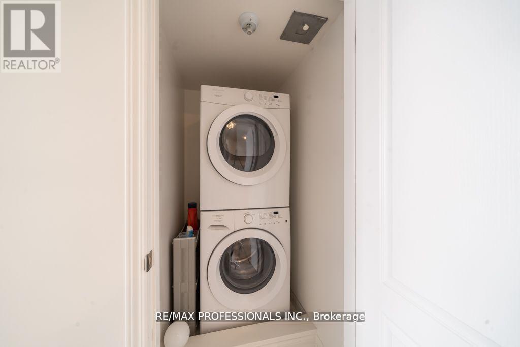 7 - 3135 Boxford Crescent, Mississauga, Ontario  L5M 0P4 - Photo 23 - W12679644