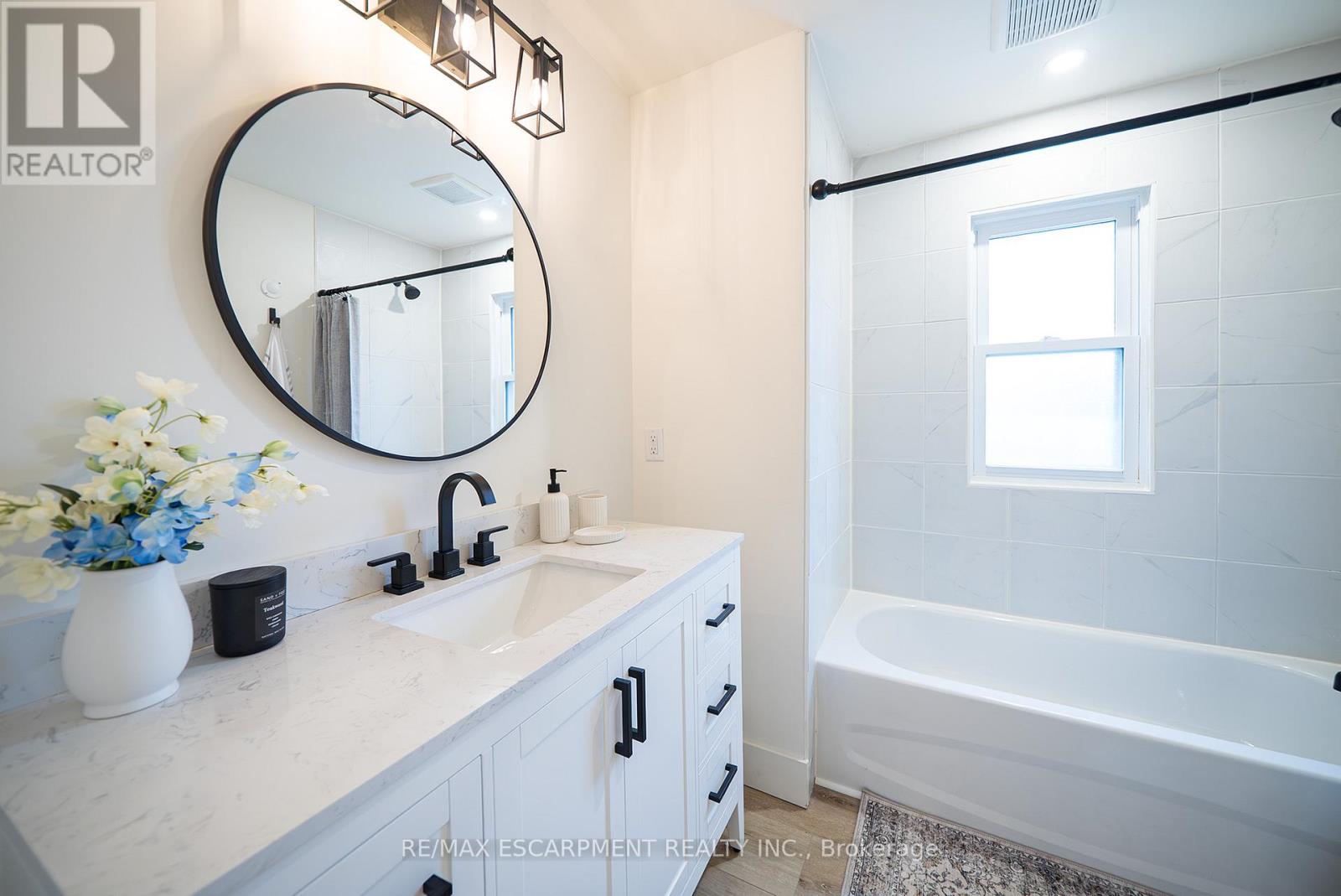 37 Rowanwood Avenue, Brantford, Ontario  N3S 7C1 - Photo 18 - X12679614