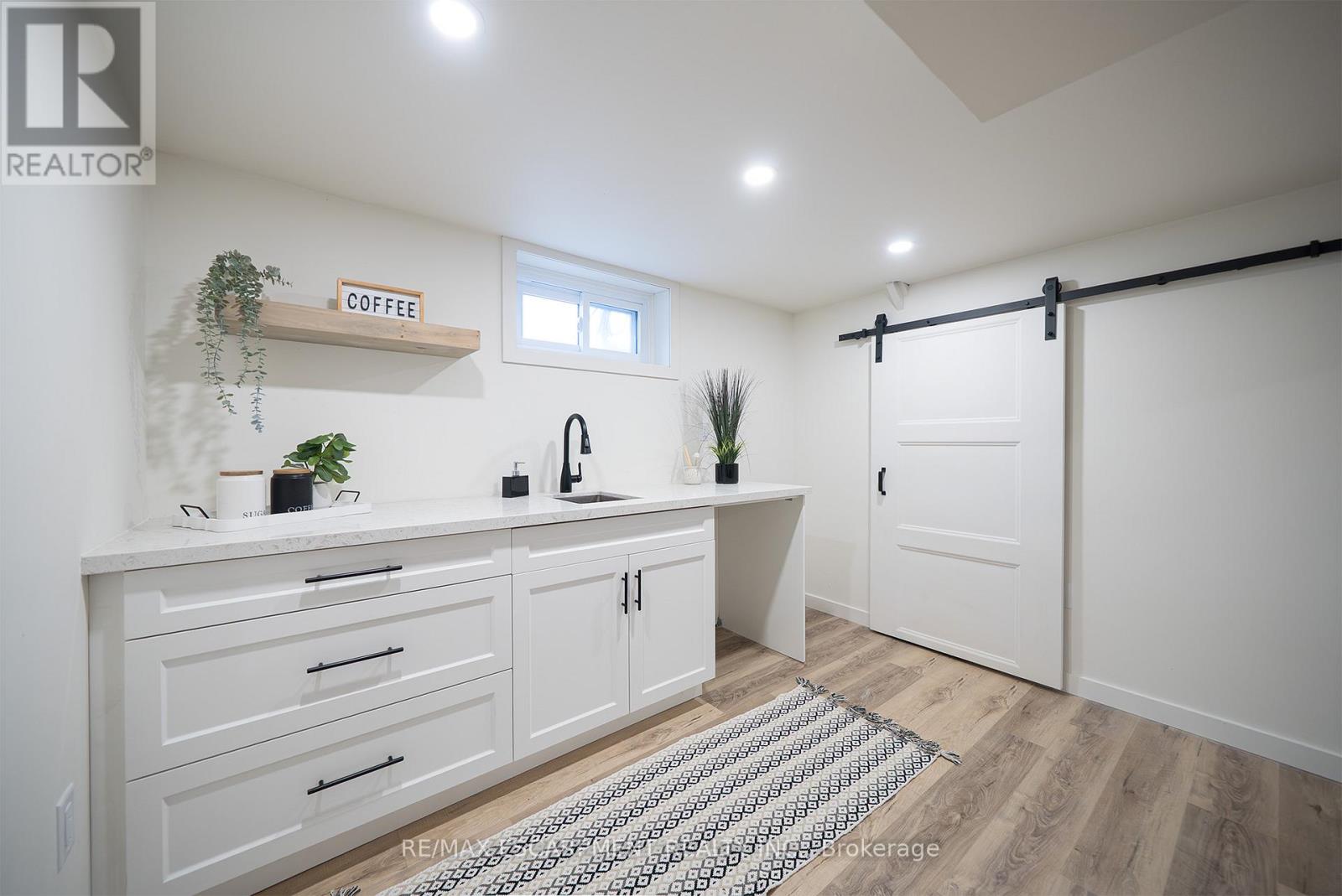 37 Rowanwood Avenue, Brantford, Ontario  N3S 7C1 - Photo 23 - X12679614