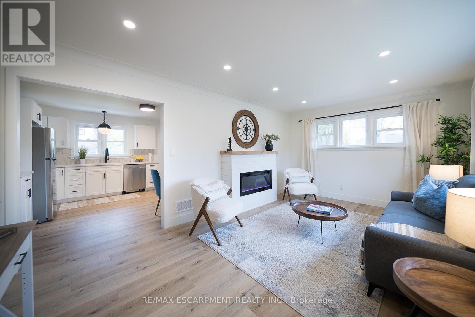 37 Rowanwood Avenue, Brantford, Ontario  N3S 7C1 - Photo 6 - X12679614