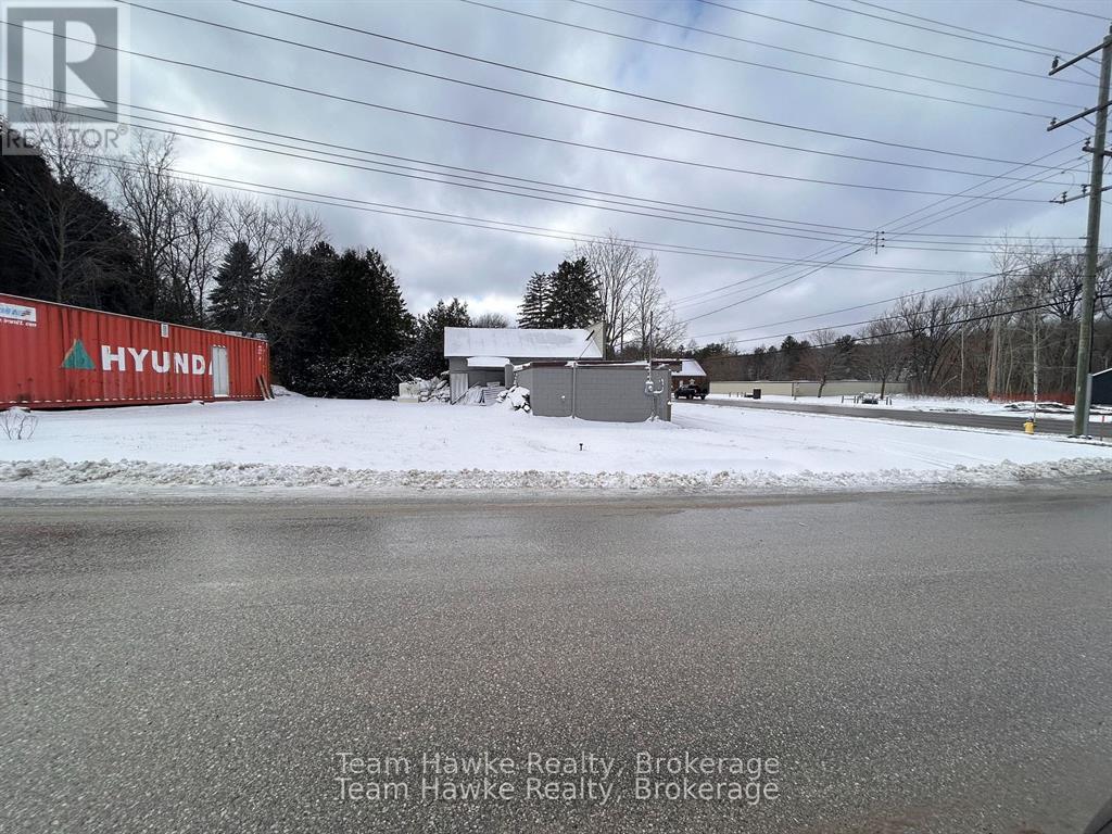 156 Robert Street, Penetanguishene, Ontario  L9M 1P8 - Photo 7 - S12679898