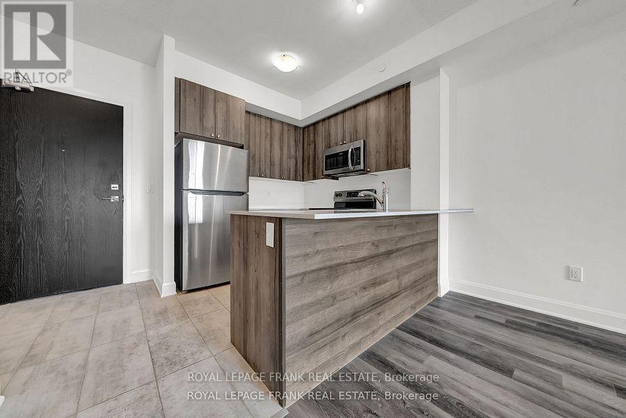 216 - 50 Lakebreeze Drive, Clarington, Ontario  L1B 0V9 - Photo 3 - E12679972