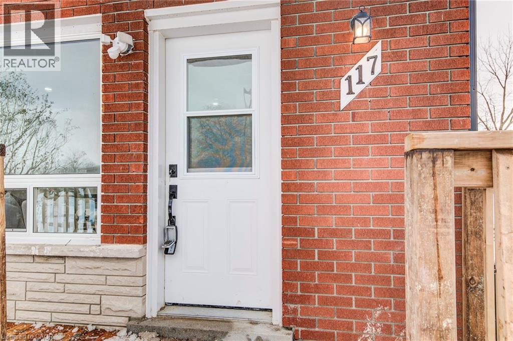 117 Secord Avenue, Kitchener, Ontario  N2B 2L3 - Photo 3 - 40794347