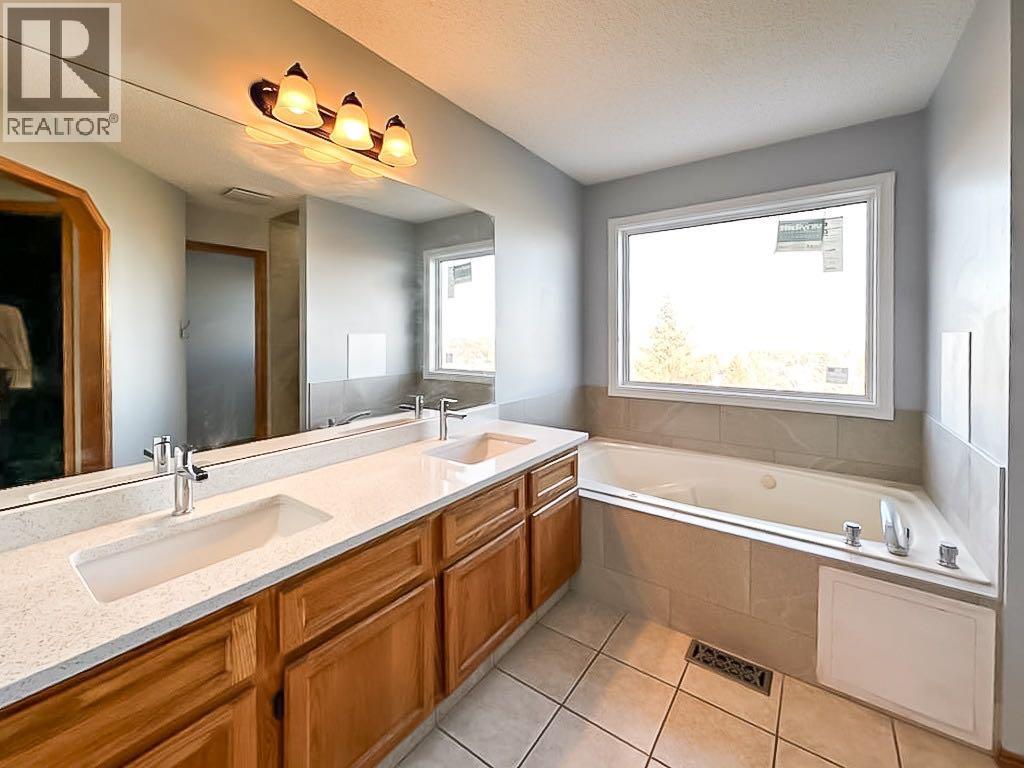 64 Macewan Park Rise Nw, Calgary, Alberta  T3K 3Z9 - Photo 23 - A2276136