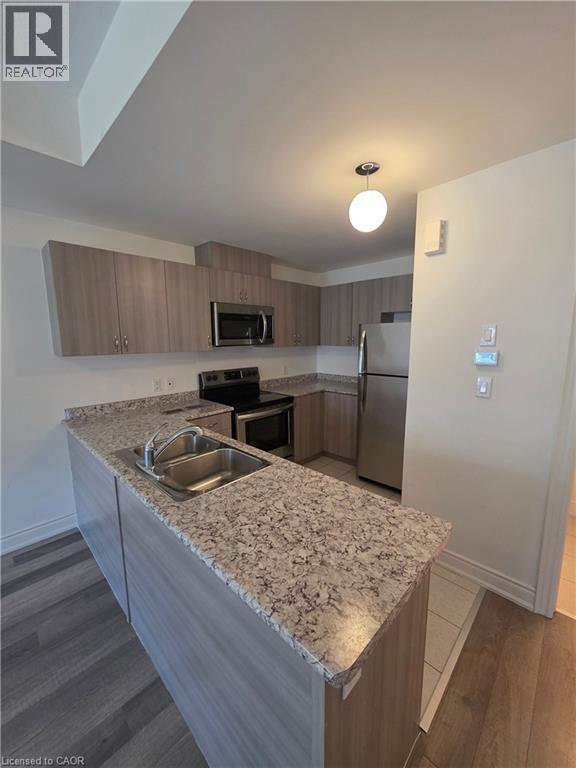 2571 Ladyfern Crossing Unit# 27, Pickering, Ontario  L1X 0E6 - Photo 12 - 40797324