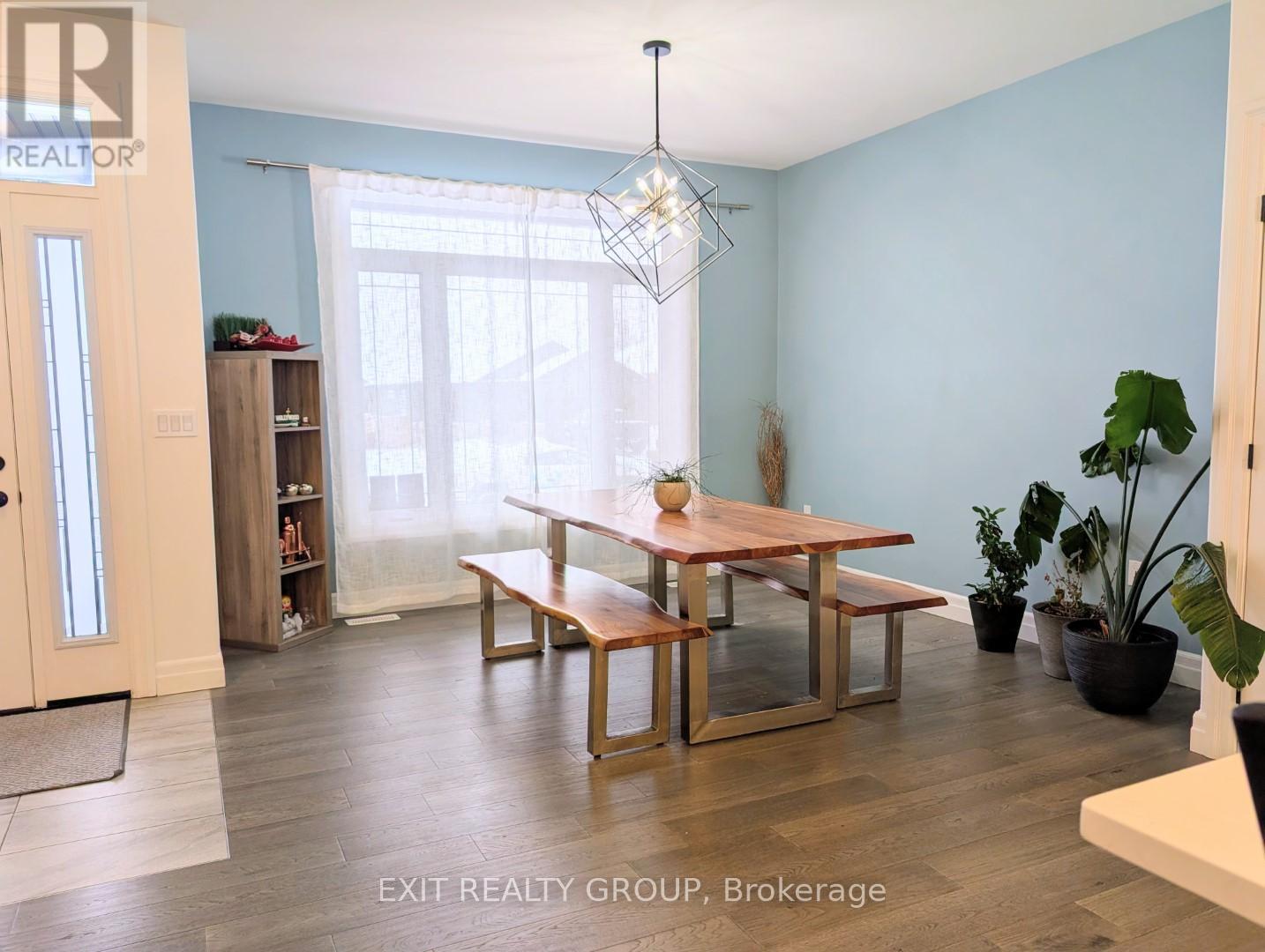 35 Schmidt Way, Quinte West, Ontario  K8V 0L5 - Photo 10 - X12679810