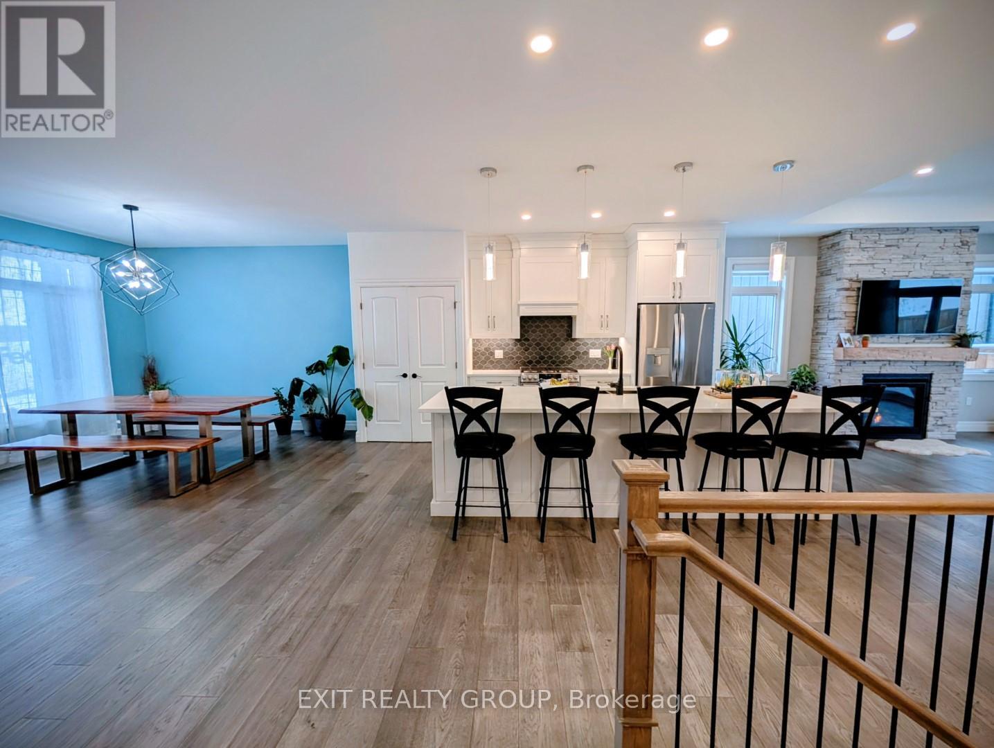 35 Schmidt Way, Quinte West, Ontario  K8V 0L5 - Photo 8 - X12679810