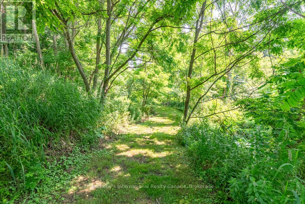 22 Hauser Place, Hamilton, Ontario  L9H 5E1 - Photo 50 - X12679846