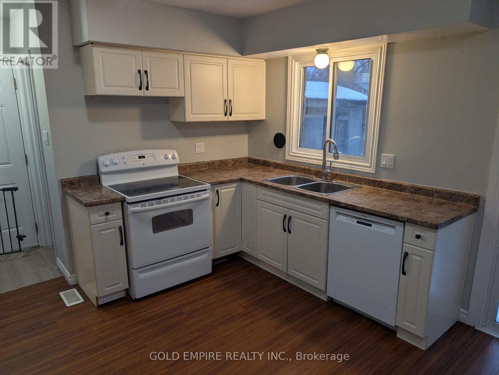 105 Augusta Crescent, London South, Ontario  N6E 2C9 - Photo 7 - X12679818