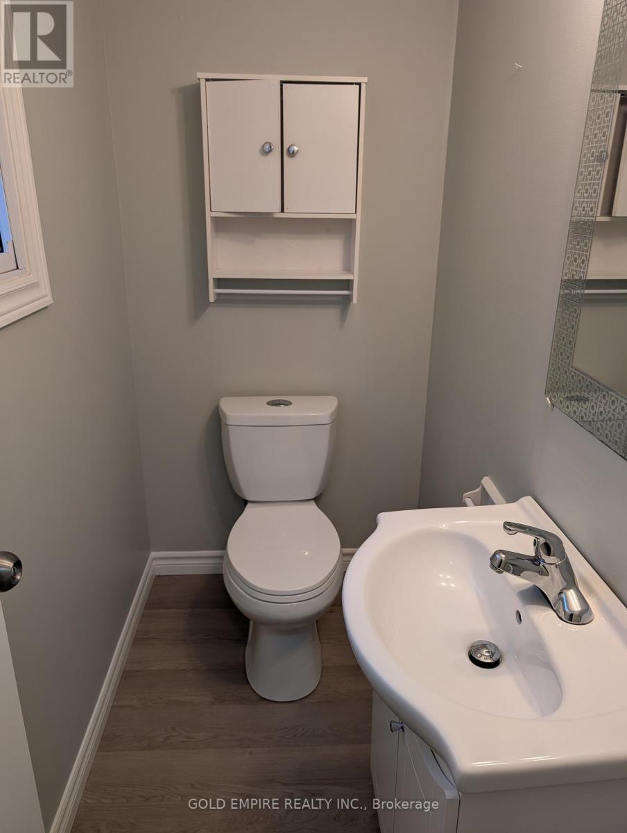 105 Augusta Crescent, London South, Ontario  N6E 2C9 - Photo 8 - X12679818