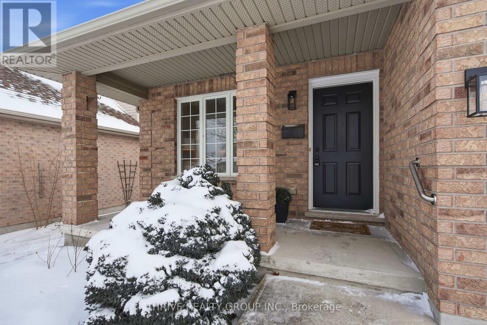 502 Forest Creek Place, London East, Ontario  N5Y 5T6 - Photo 4 - X12679856