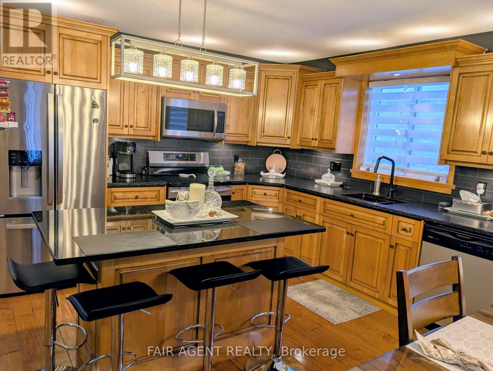 110 Milton Seiler Crescent, Minto, Ontario  N0G 2P0 - Photo 10 - X12679926