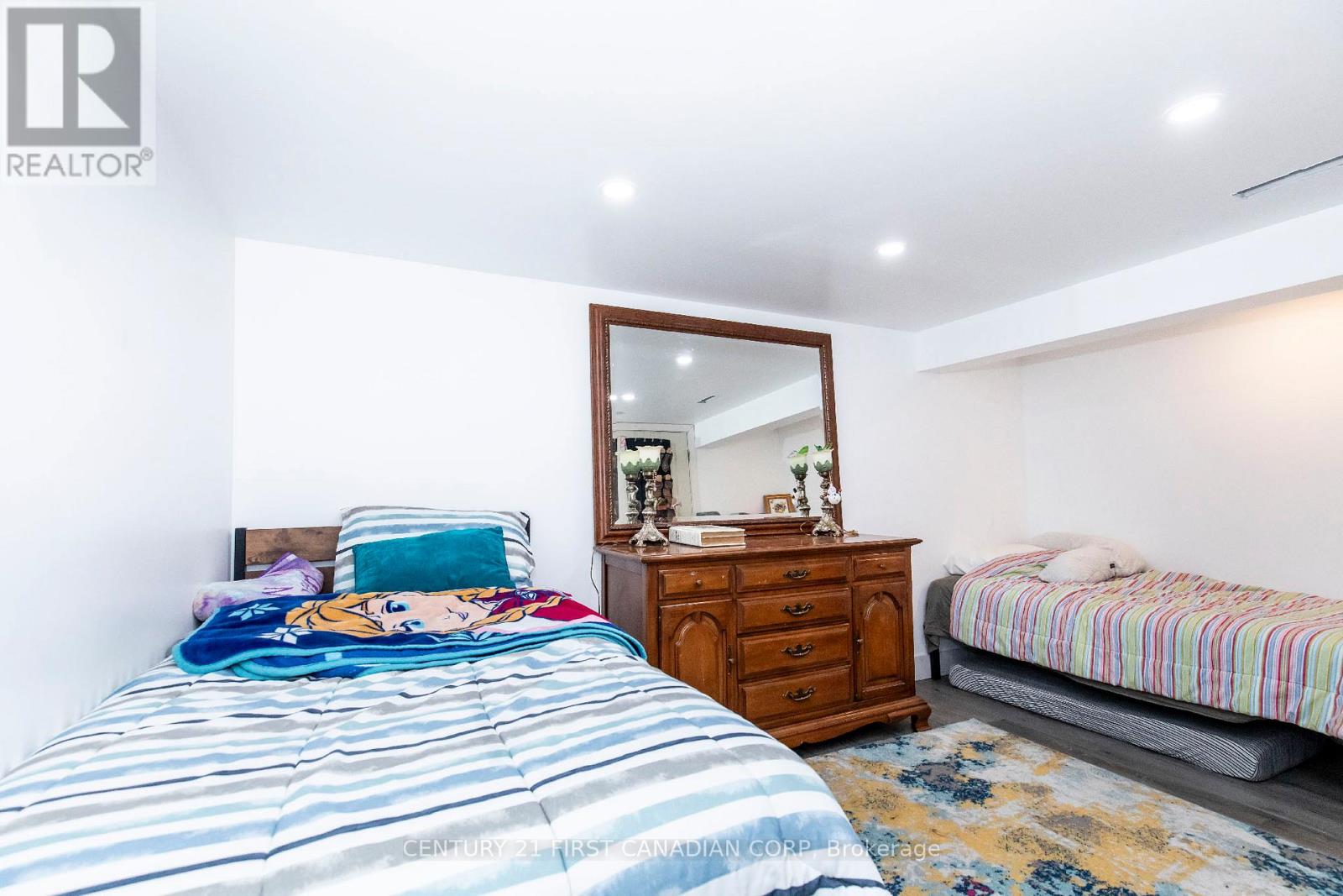 12 Noel Avenue, London East, Ontario  N5V 1A9 - Photo 24 - X12679950