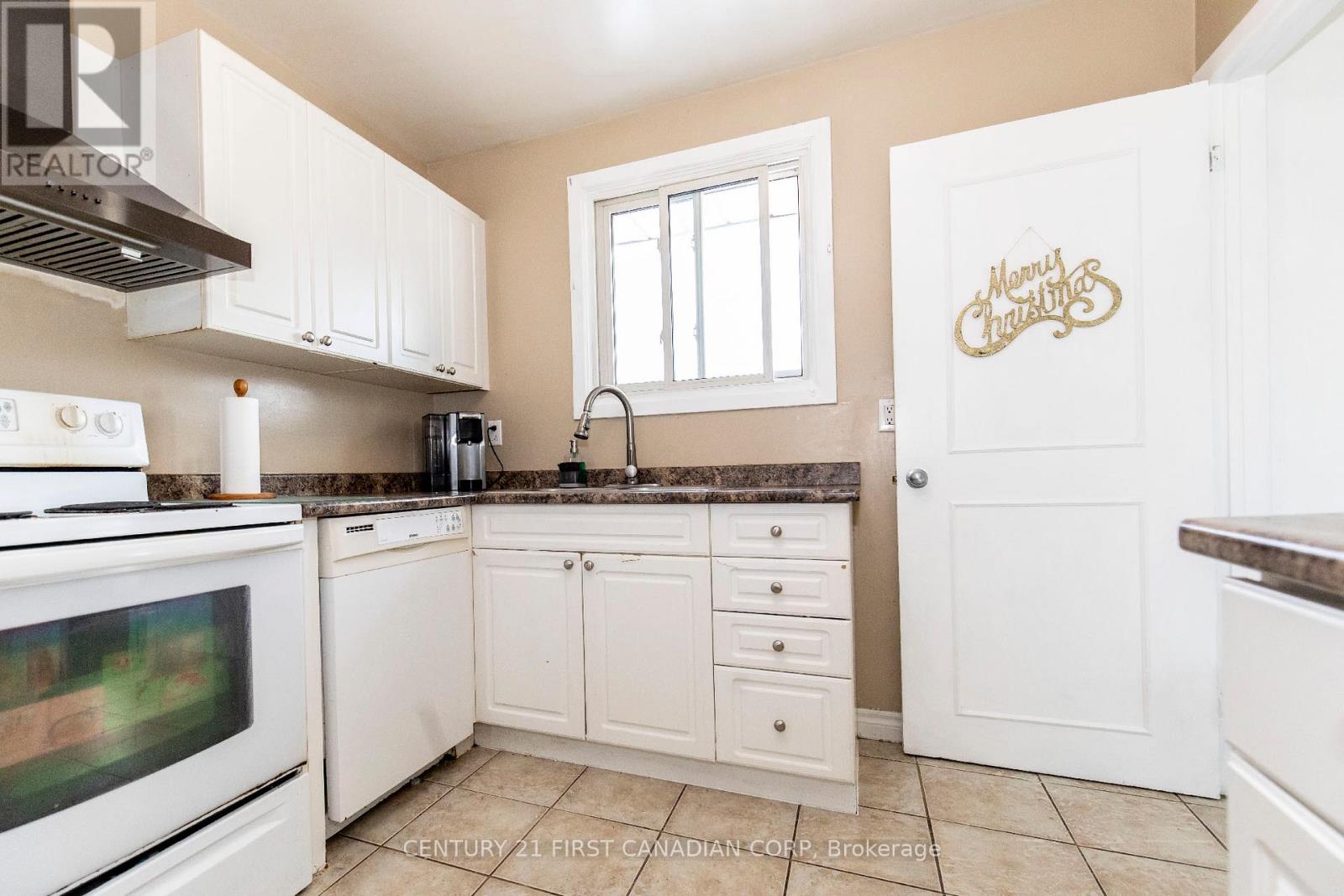 12 Noel Avenue, London East, Ontario  N5V 1A9 - Photo 9 - X12679950