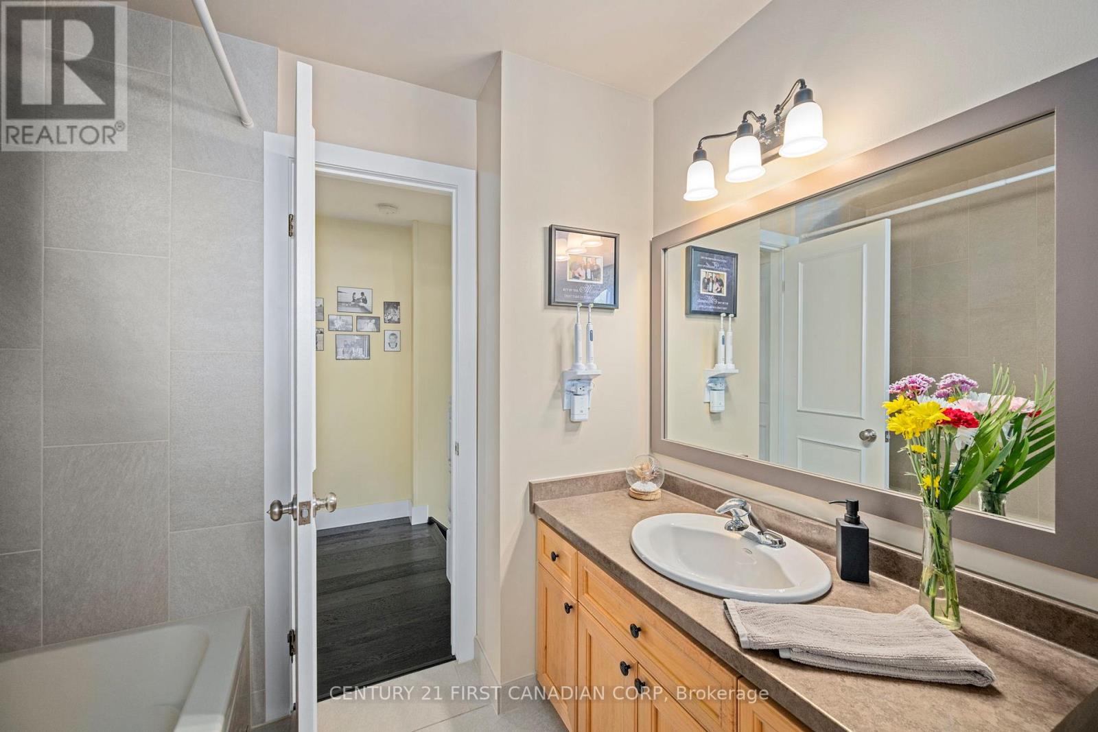 10 Danielle Crescent, London East, Ontario  N5W 5Z1 - Photo 17 - X12679980