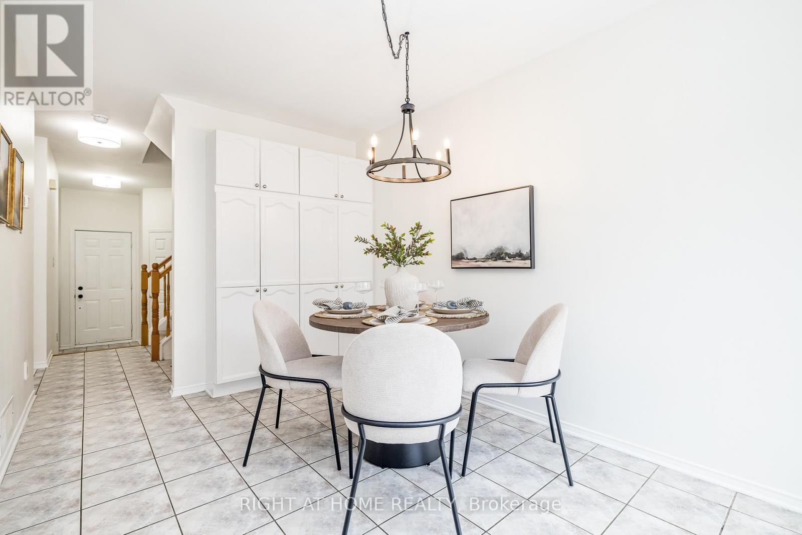 117 Kincardine Drive, Ottawa, Ontario  K2V 1B1 - Photo 10 - X12679688