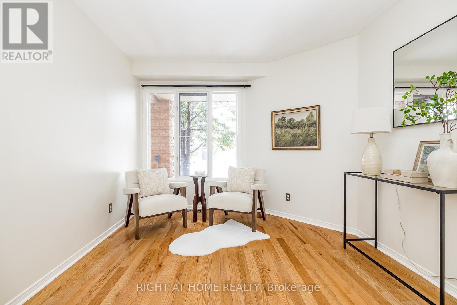 117 Kincardine Drive, Ottawa, Ontario  K2V 1B1 - Photo 9 - X12679688