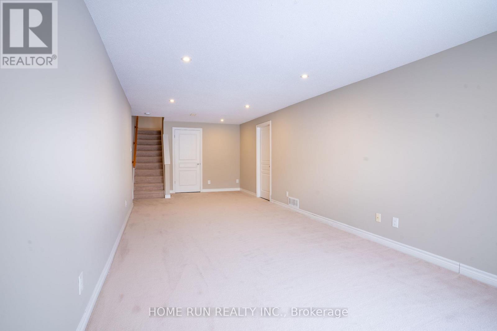 914 Fletcher Circle, Ottawa, Ontario  K2T 0B7 - Photo 27 - X12679788