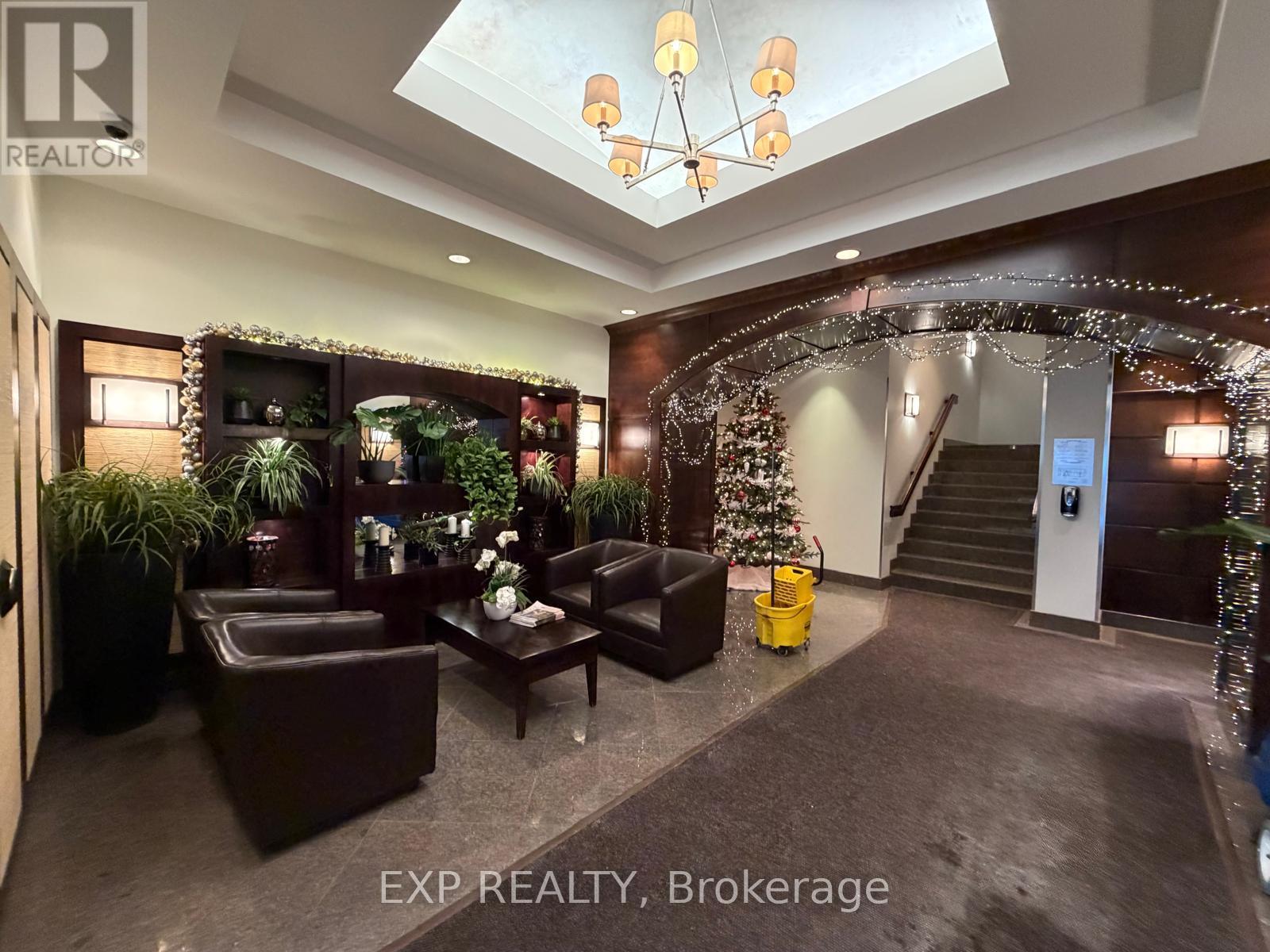 310 - 200 Besserer Street, Ottawa, Ontario K1N 0A7 - Photo 3 - X12679984