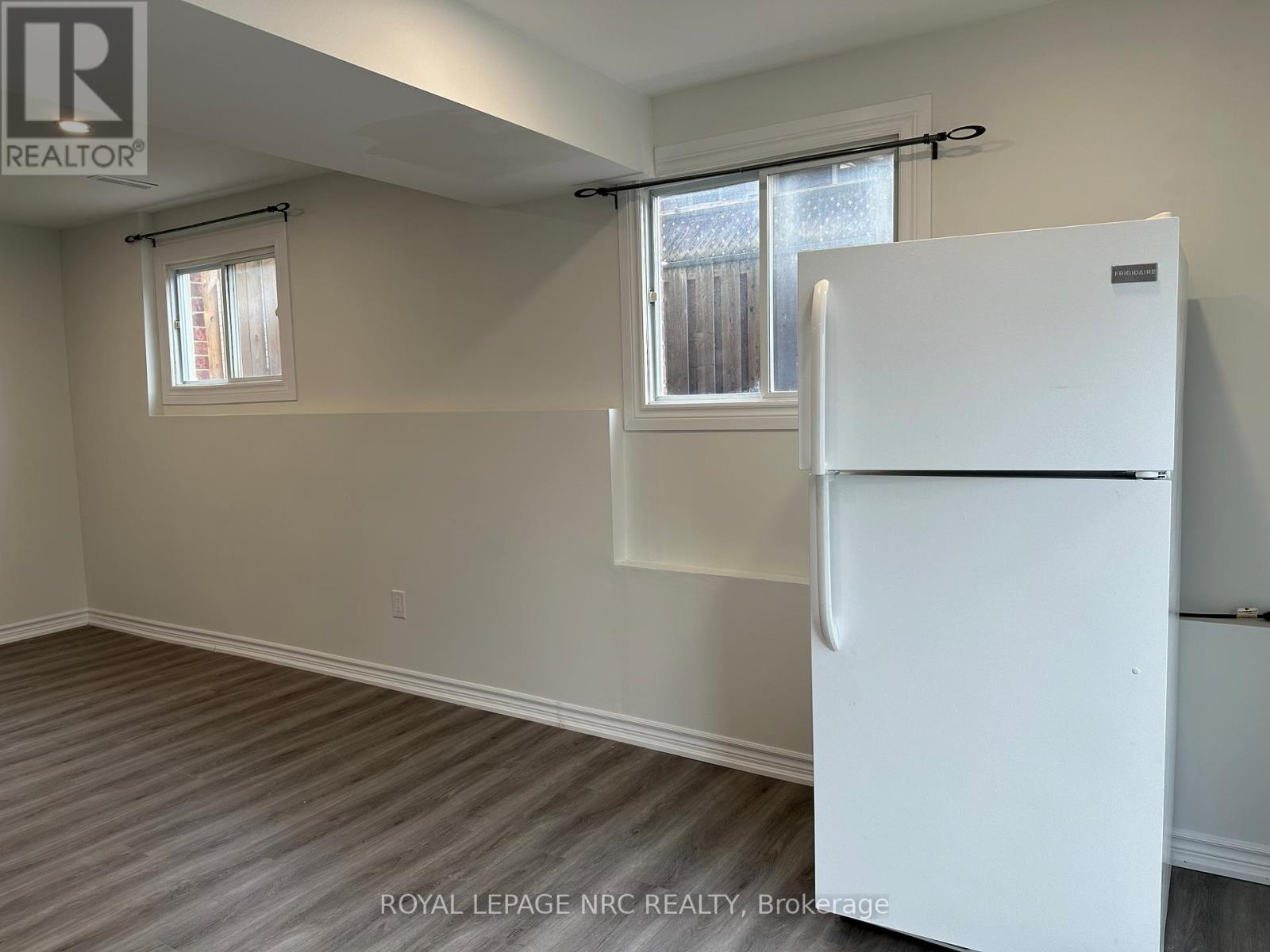 158 Keefer Road, Thorold, Ontario  L2V 4N9 - Photo 20 - X12638376