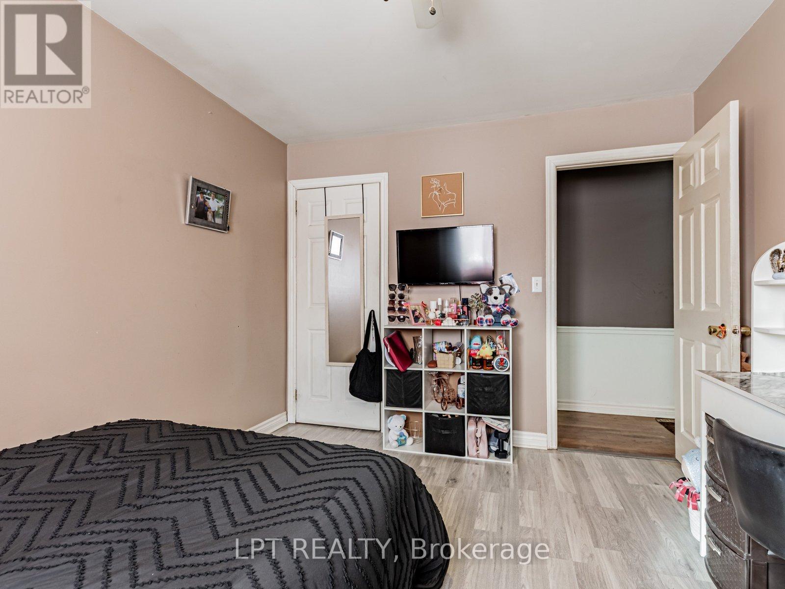 28 Main Street, Georgina (Pefferlaw), Ontario  L0E 1N0 - Photo 11 - N12672416