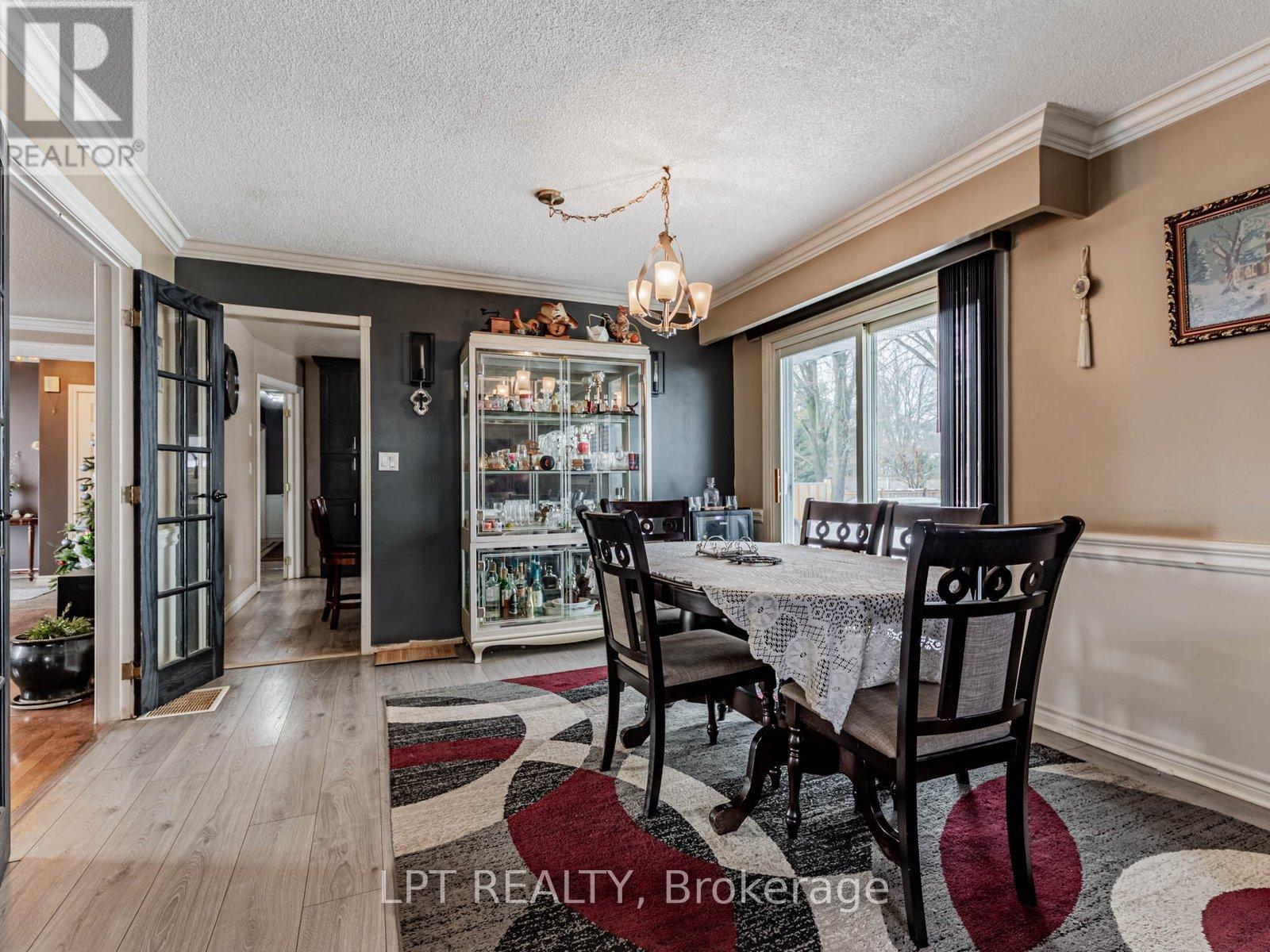 28 Main Street, Georgina (Pefferlaw), Ontario  L0E 1N0 - Photo 33 - N12672416