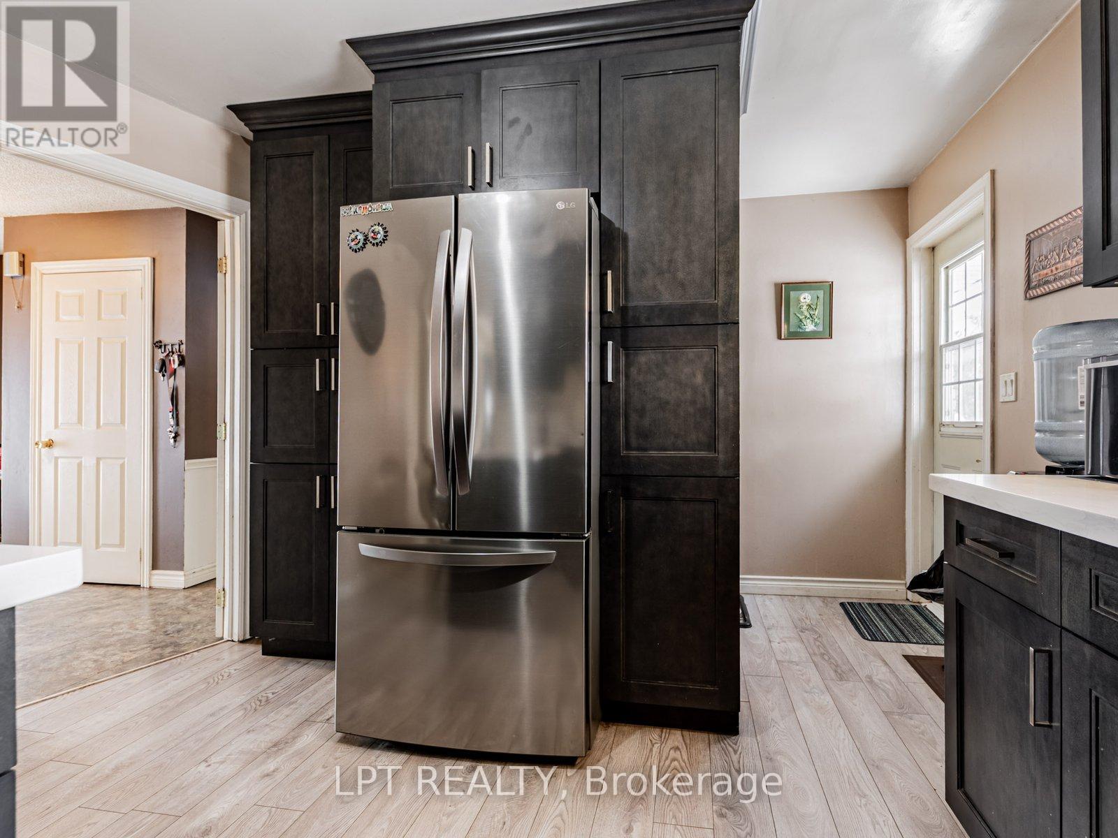 28 Main Street, Georgina (Pefferlaw), Ontario  L0E 1N0 - Photo 28 - N12672416