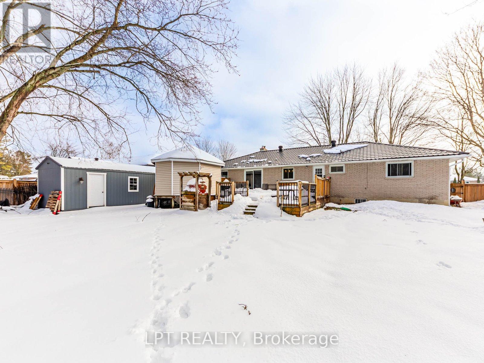 28 Main Street, Georgina (Pefferlaw), Ontario  L0E 1N0 - Photo 41 - N12672416