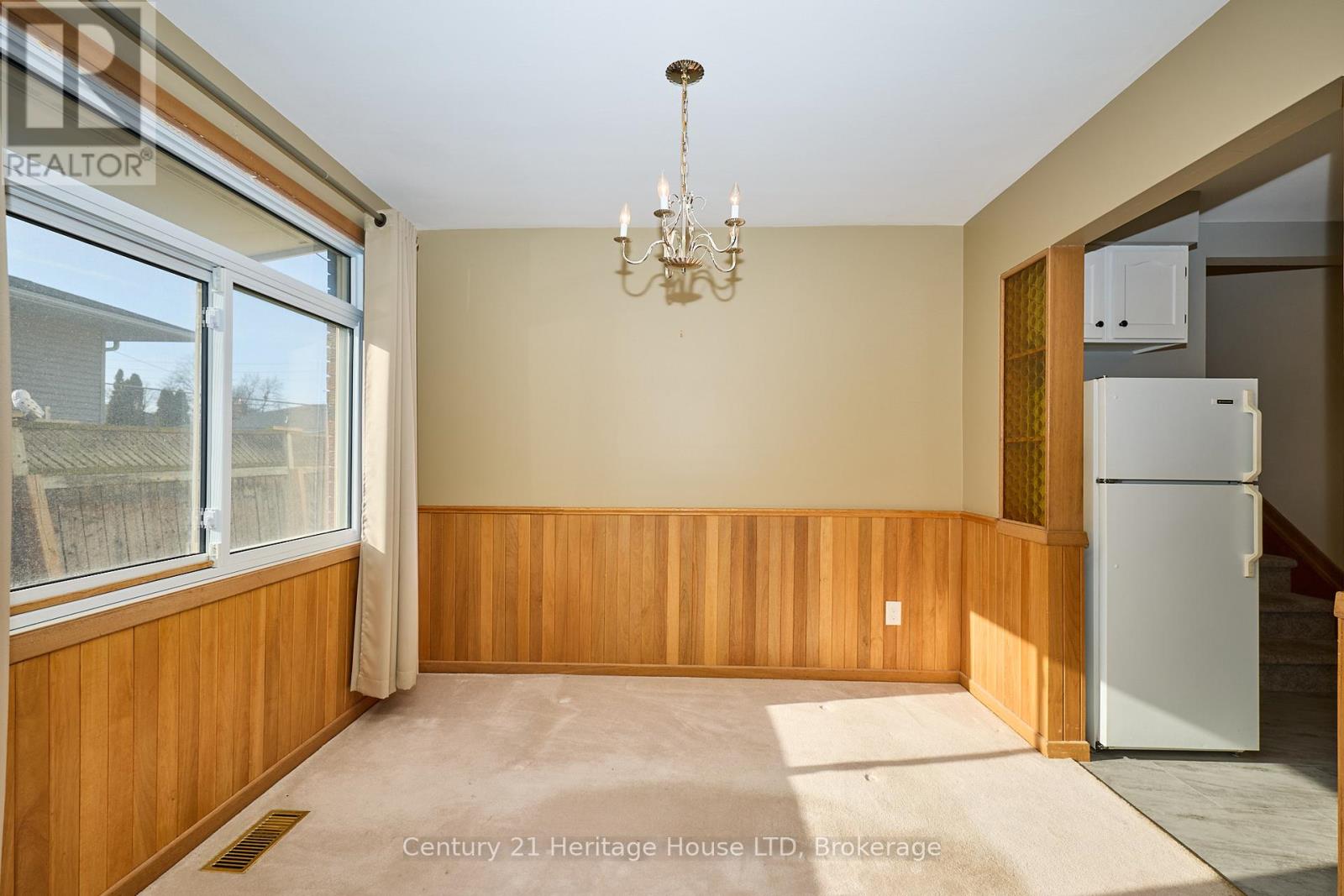 55 Windward Street, St. Catharines, Ontario  L2M 4B9 - Photo 10 - X12679710