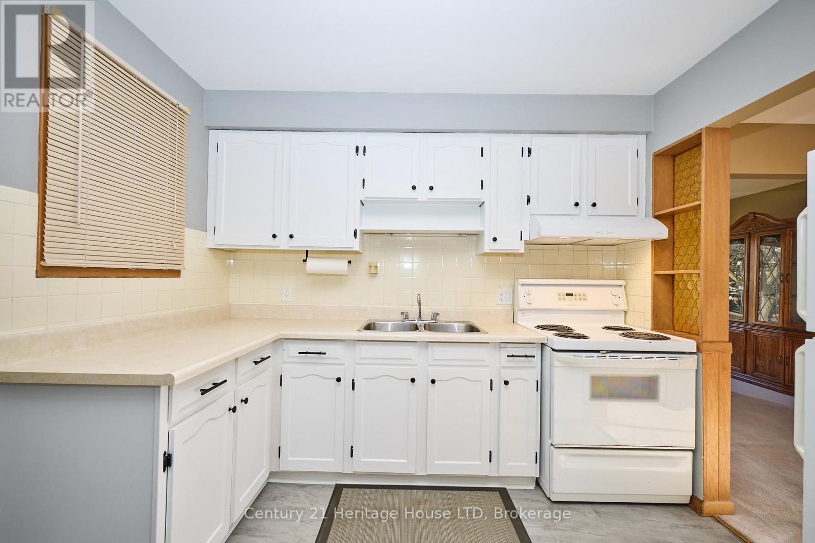 55 Windward Street, St. Catharines, Ontario  L2M 4B9 - Photo 12 - X12679710