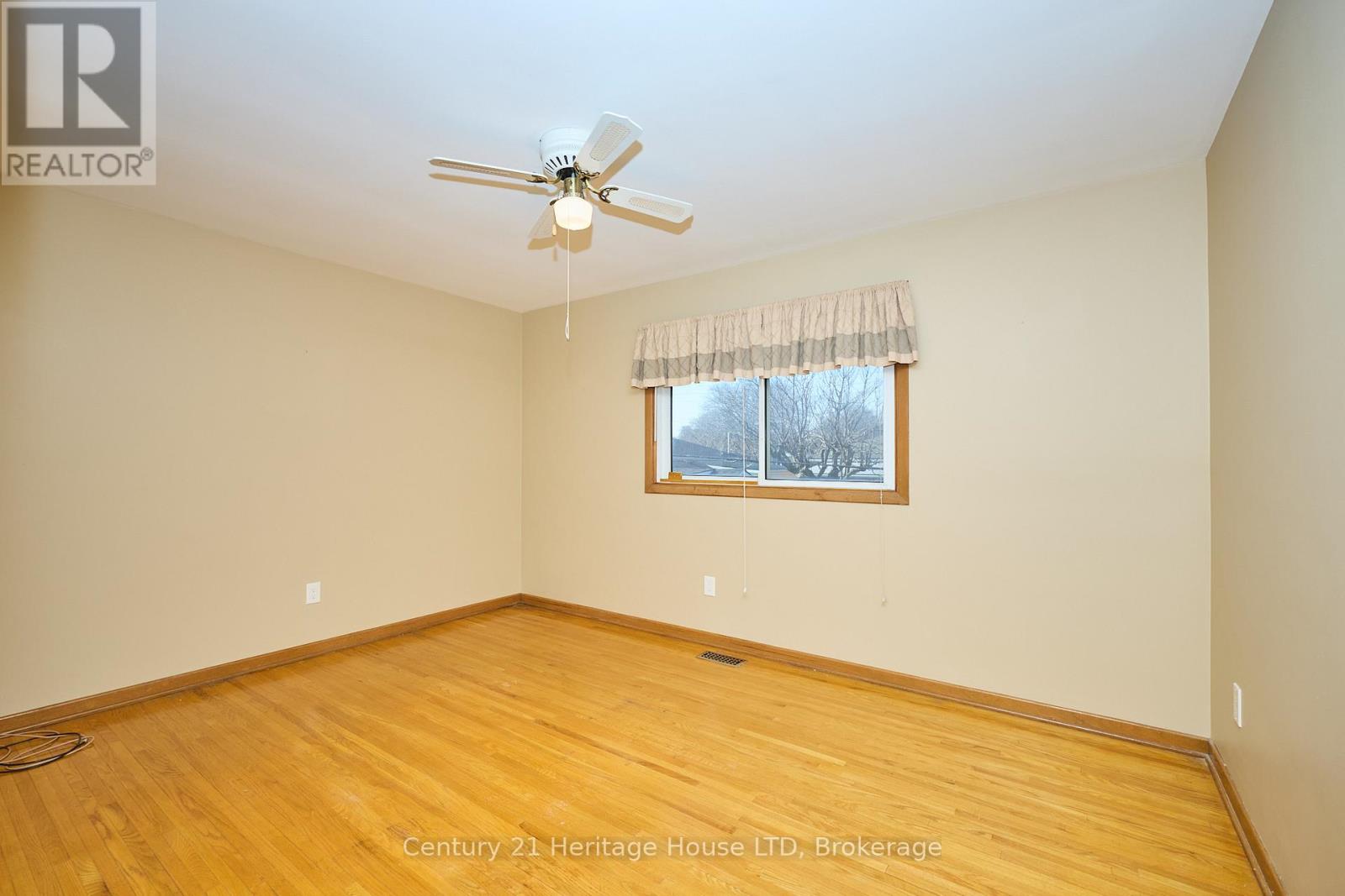 55 Windward Street, St. Catharines, Ontario  L2M 4B9 - Photo 16 - X12679710