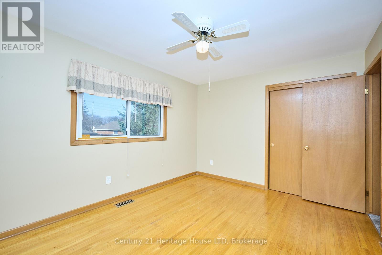 55 Windward Street, St. Catharines, Ontario  L2M 4B9 - Photo 17 - X12679710