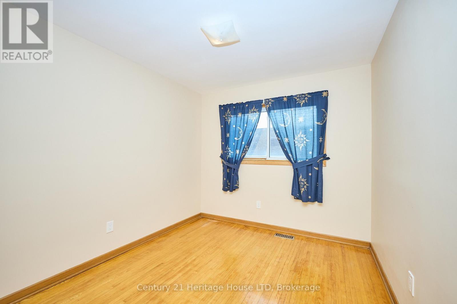 55 Windward Street, St. Catharines, Ontario  L2M 4B9 - Photo 19 - X12679710