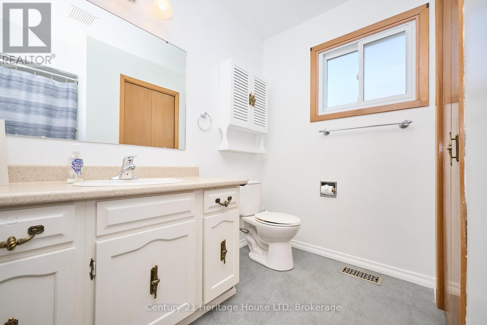 55 Windward Street, St. Catharines, Ontario  L2M 4B9 - Photo 22 - X12679710