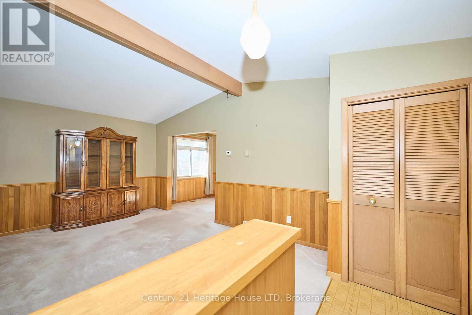 55 Windward Street, St. Catharines, Ontario  L2M 4B9 - Photo 4 - X12679710