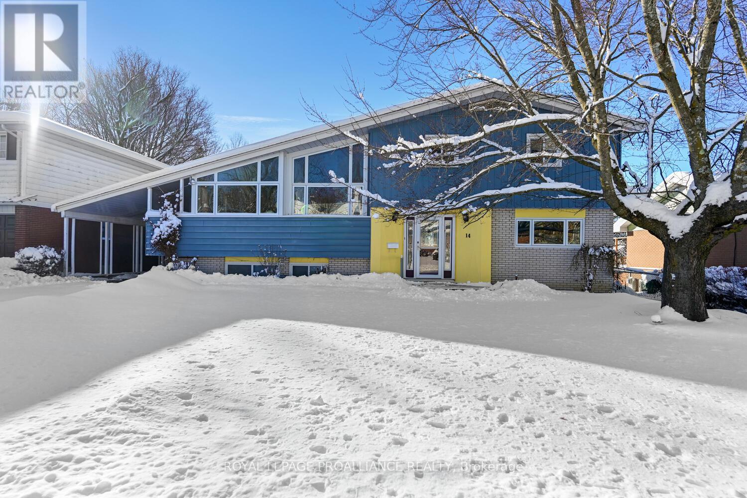 <h3>$399,900</h3><p>14 Davison Avenue, Brockville, Ontario</p>