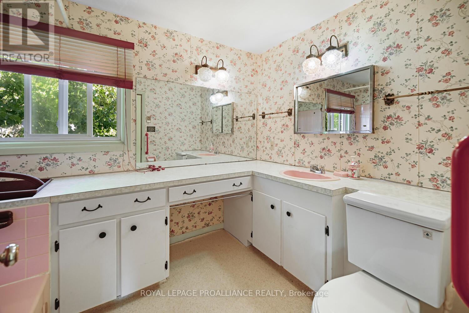 14 Davison Avenue, Brockville, Ontario  K6V 3C2 - Photo 24 - X12679982