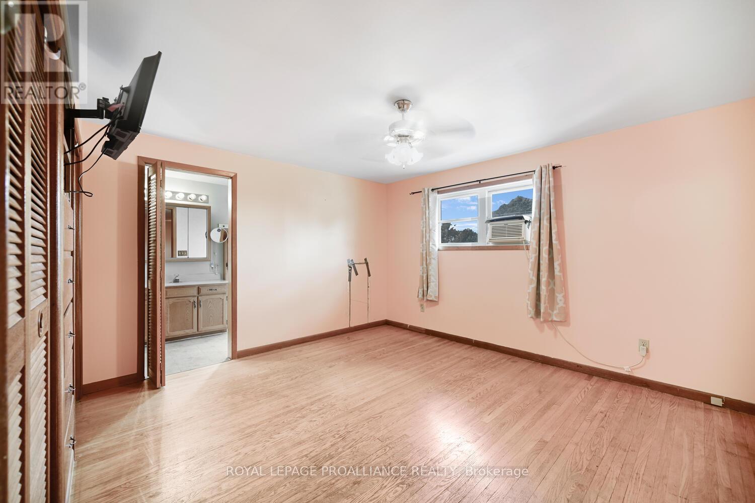 14 Davison Avenue, Brockville, Ontario  K6V 3C2 - Photo 27 - X12679982