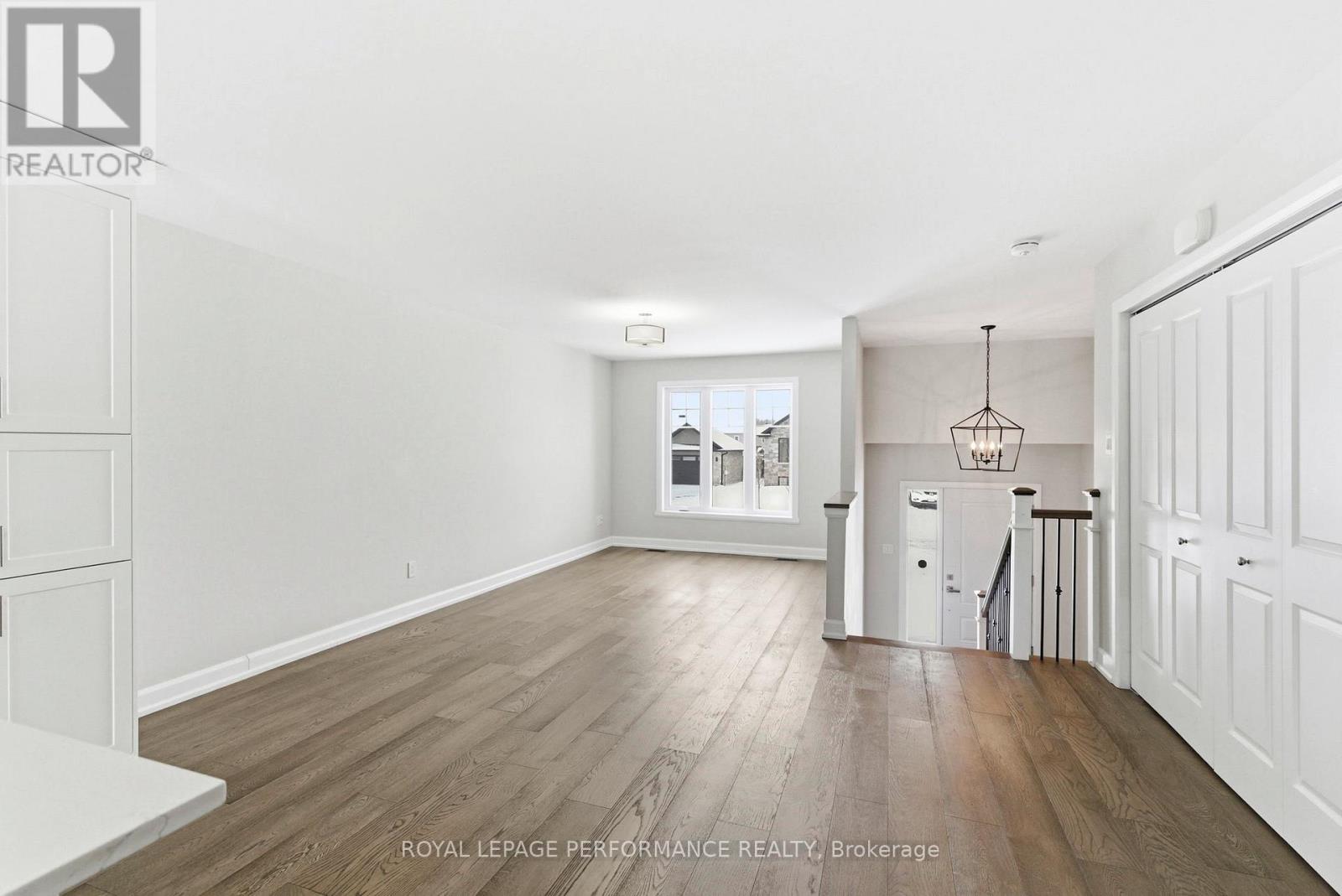 2305 Watson Crescent, Cornwall, Ontario  K6H 0H5 - Photo 7 - X12679852